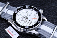 Load image into Gallery viewer, Seiko 5 Sports x Peanuts Surfboard Snoopy Limited Edition White Dial Two Tone NATO Strap Watch For Men - SRPK25K1