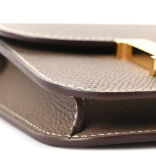 Load image into Gallery viewer, Epsom Constance Slim Wallet Etoupe