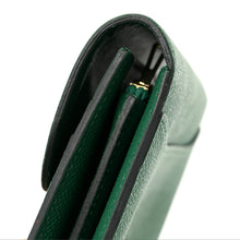 Load image into Gallery viewer, Epsom Constance Short Wallet Vert Vertigo