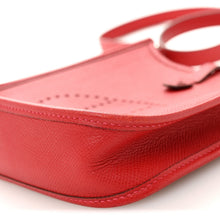 Load image into Gallery viewer, Epsom Evelyne TPM Rouge Casaque