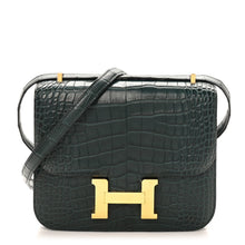 Load image into Gallery viewer, Matte Alligator Constance 18 Vert Cypress