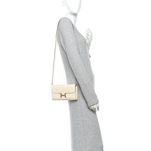 Load image into Gallery viewer, Epsom Alligator Lizard Constance Wallet To Go Nata