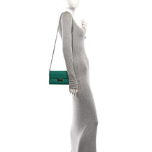 Load image into Gallery viewer, Epsom Constance Long To Go Wallet Vert Verone