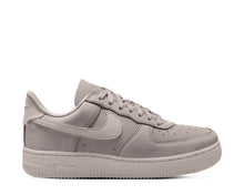 Load image into Gallery viewer, Nike  Air Force 1 Retro Prm Ess W "Pumice"