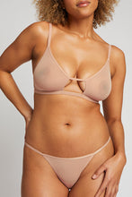 Load image into Gallery viewer, Sieve String Thong in Buff
