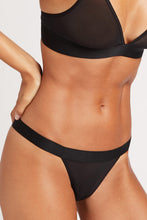 Load image into Gallery viewer, Sieve Thong in Black