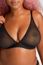 Load image into Gallery viewer, Sieve Triangle Bra in Black