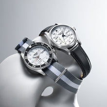 Load image into Gallery viewer, Seiko 5 Sports x Peanuts Surfboard Snoopy Limited Edition White Dial Two Tone NATO Strap Watch For Men - SRPK25K1