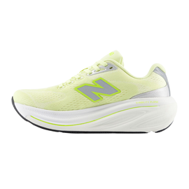 New Balance 860 v15