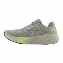 Load image into Gallery viewer, New Balance 880 v15