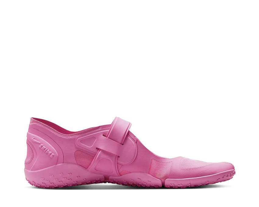 NikeSKIMS Rift Mesh "Psychic Pink"