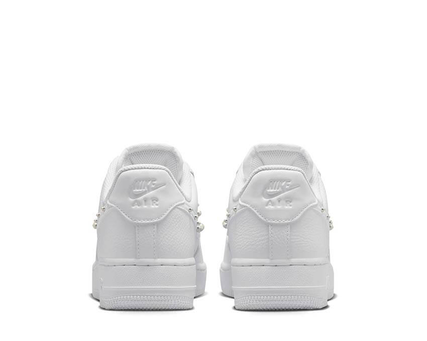 Nike Air Force 1 '07 W "Pearl Swoosh"