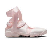Load image into Gallery viewer, Nike Air Rift SE W "Light Soft Pink"