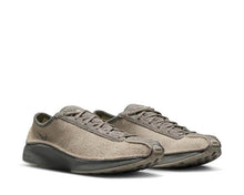 Load image into Gallery viewer, Nike Air Superfly W "Light Khaki"