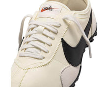 Load image into Gallery viewer, Nike Moon Shoe OG SP W "Soft Pearl"