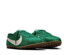 Load image into Gallery viewer, Nike Moon Shoe OG W "Malachite"