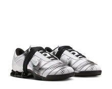 Load image into Gallery viewer, Nike Total 90 Shox Magia W WC
