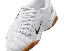 Load image into Gallery viewer, Nike Total 90 W "White"