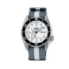 Load image into Gallery viewer, Seiko 5 Sports x Peanuts Surfboard Snoopy Limited Edition White Dial Two Tone NATO Strap Watch For Men - SRPK25K1