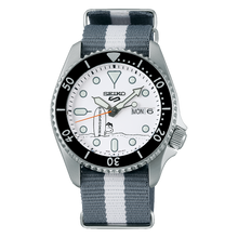 Load image into Gallery viewer, Seiko 5 Sports x Peanuts Surfboard Snoopy Limited Edition White Dial Two Tone NATO Strap Watch For Men - SRPK25K1
