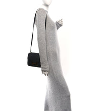 Load image into Gallery viewer, Epsom Constance 18 Black