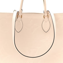 Load image into Gallery viewer, Empreinte Monogram Giant Onthego GM Creme