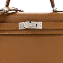 Load image into Gallery viewer, Chevre Chamkila Clou de Coeur Mini Kelly Sellier 20 Bronze Dore