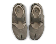Load image into Gallery viewer, Nike Air Rift W "Light Khaki"