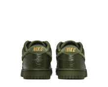 Load image into Gallery viewer, Nike Dunk Low W "Crocodile Green"