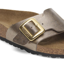 Load image into Gallery viewer, Catalina Cushion Buckle