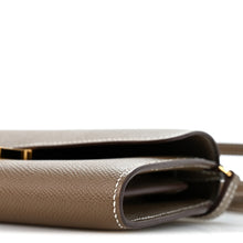 Load image into Gallery viewer, Epsom Constance Long To Go Wallet Etoupe