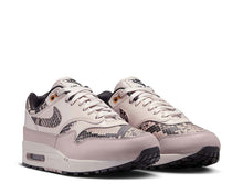 Load image into Gallery viewer, Nike Air Max 1 '87 W "Malt"