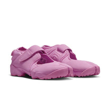 Load image into Gallery viewer, Nike Air Rift W "Light Magenta"