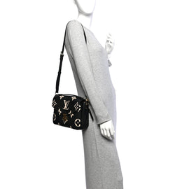 Empreinte Monogram Giant Pochette Metis Black Beige