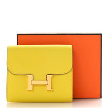 Load image into Gallery viewer, Evercolor Constance Compact Passant Wallet Lime