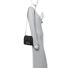 Epsom Constance 18 Black