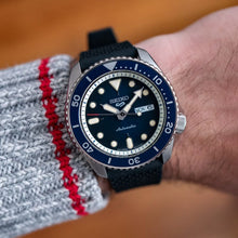 Load image into Gallery viewer, Seiko 5 Sports SKX Automatic Blue Dial Blue Silicone Strap Watch for Men - SRPD71K2