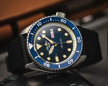 Load image into Gallery viewer, Seiko 5 Sports SKX Automatic Blue Dial Blue Silicone Strap Watch for Men - SRPD71K2